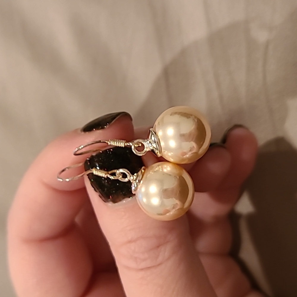 Pearl drop sterling silver drop earrings - Picture 2 of 4